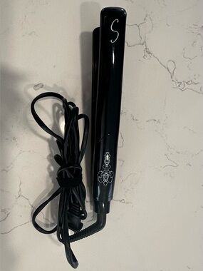 Hair Straightener